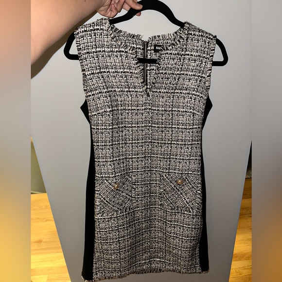 Karl Lagerfeld Paris, white gold, and black tweed dress. beautiful pearl bottons - Picture 3 of 7